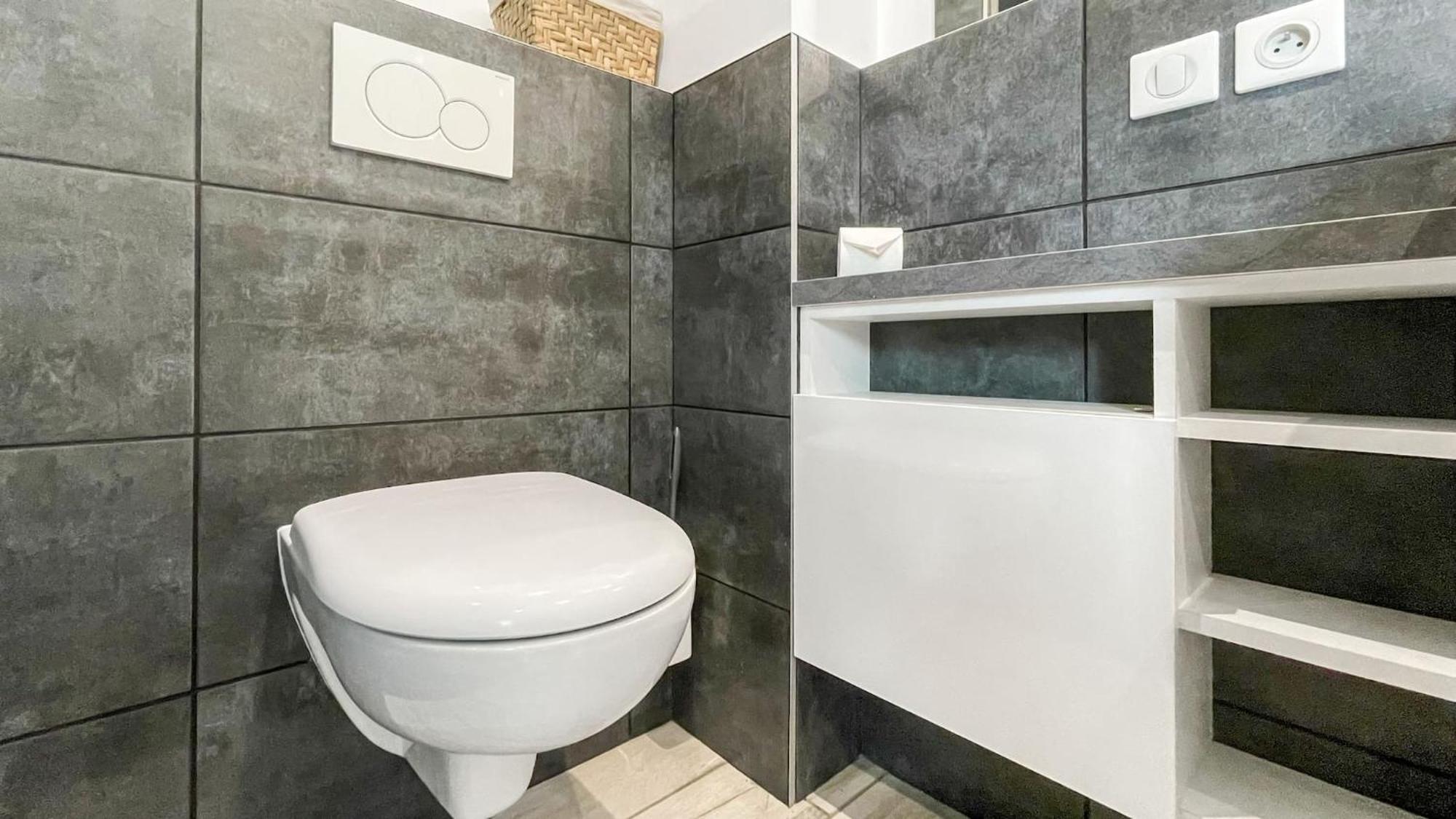 Homey Tidy - New / Proche Centre Annecy / Parking Gratuit / Logement Entierement Equipe Luaran gambar